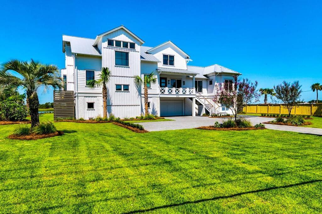 جزيرة النخيل New Waterfront Home With Deep Water Dock المظهر الخارجي الصورة